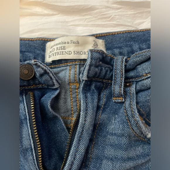 Two pair of jeans shorts - Picture 13 of 13